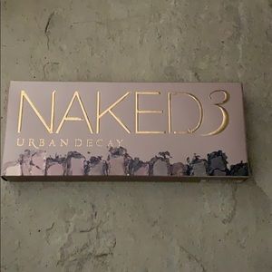 Brand new in box urban decay 3 palette